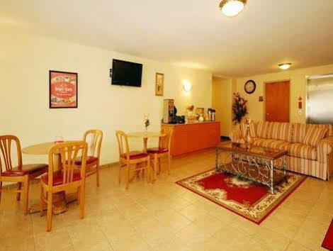 Econo Lodge Amelia Court House ภายนอก รูปภาพ